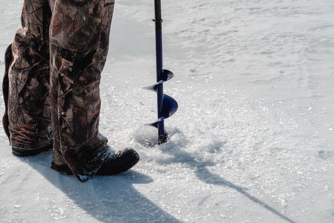 fr::Pêche blanche rimouski en::ice fishing in Rimouski